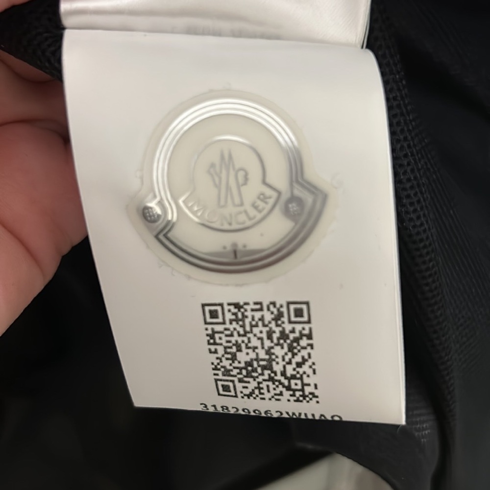 Authentic Moncler Genius Moncler Frgmt Zip up Cardigan Jacket - Picture 13 of 15